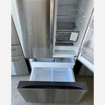 Samsung 32 pies cúbicos. Refrigerador de puertas francesas de 3 puertas con mega capacidad y máquina de hielo automática doble en acero inoxidable